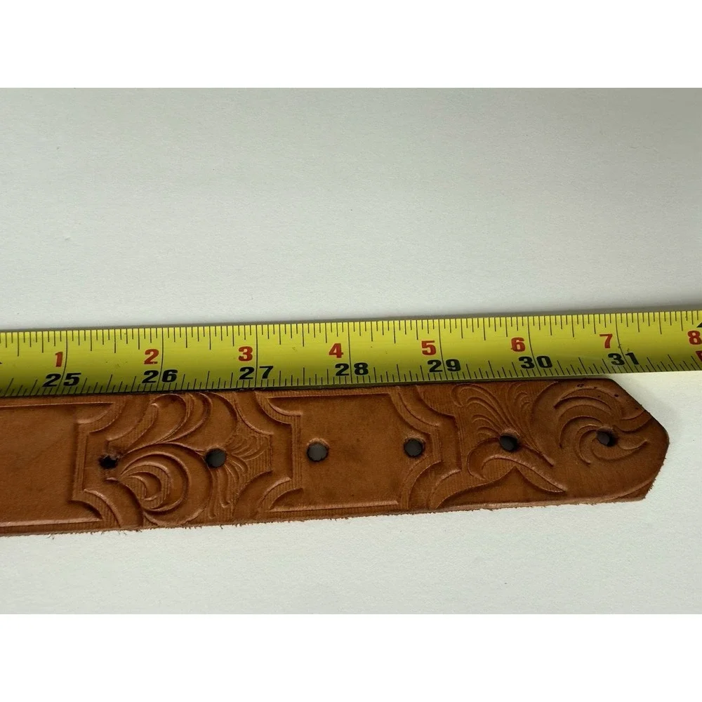 VTG Girls Embossed Leather Western Belt Floral Peg Buckle Tan/Brown Size Small